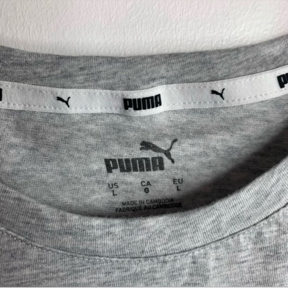 Puma Graphic Tee Shirt Size Large - Picture 2 of 2